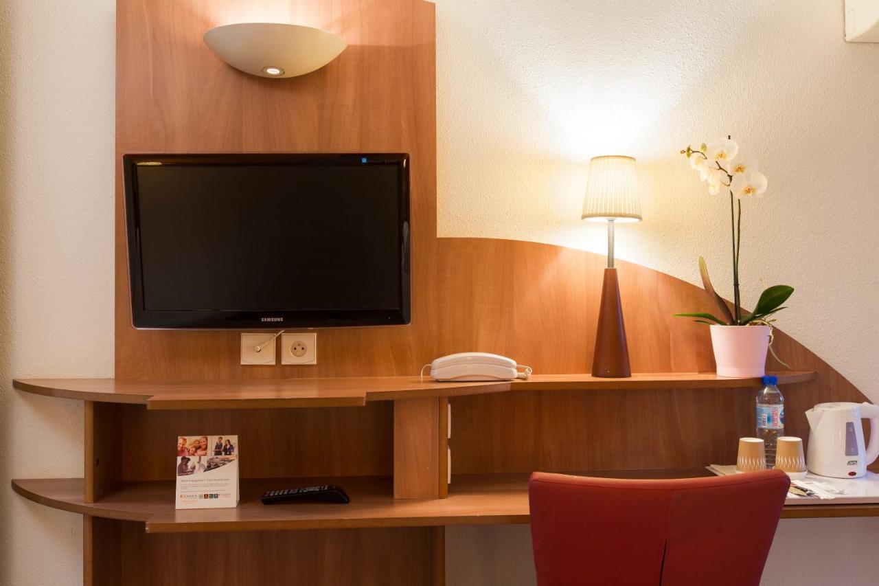 Comfort Hotel Grenoble Meylan Exterior photo
