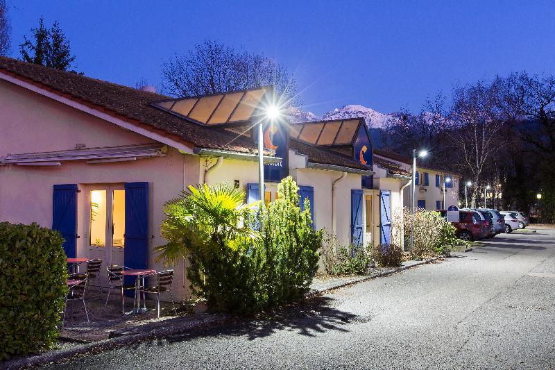 Comfort Hotel Grenoble Meylan Exterior photo