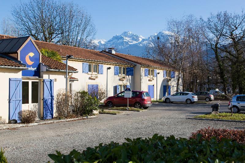 Comfort Hotel Grenoble Meylan Exterior photo