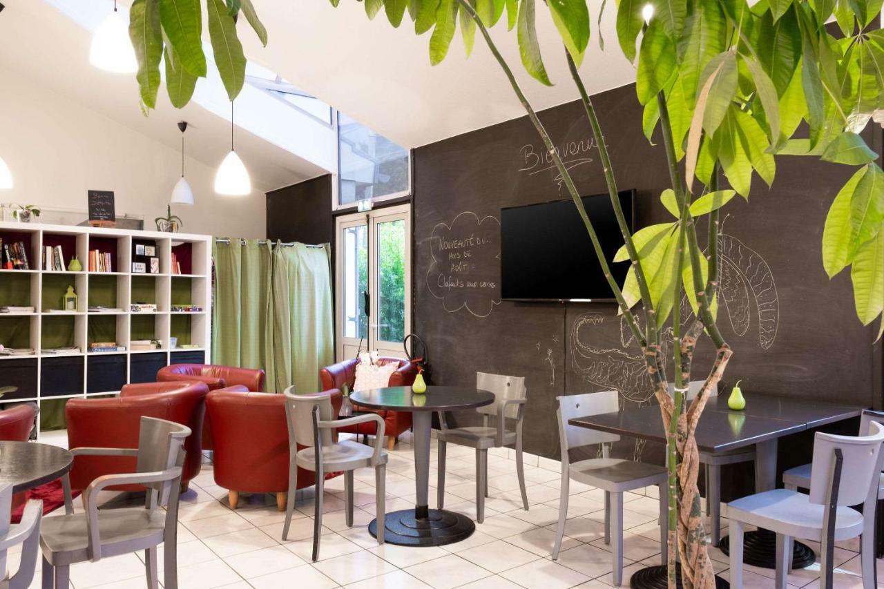 Comfort Hotel Grenoble Meylan Exterior photo